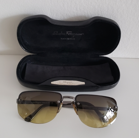 Vintage Ferragamo frameless sunglasses - Picture 2 of 4